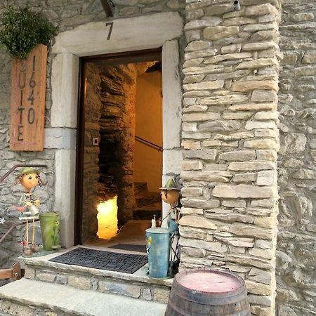 Romantica Suite Con Vasca Idromassaggio Aosta Exterior foto